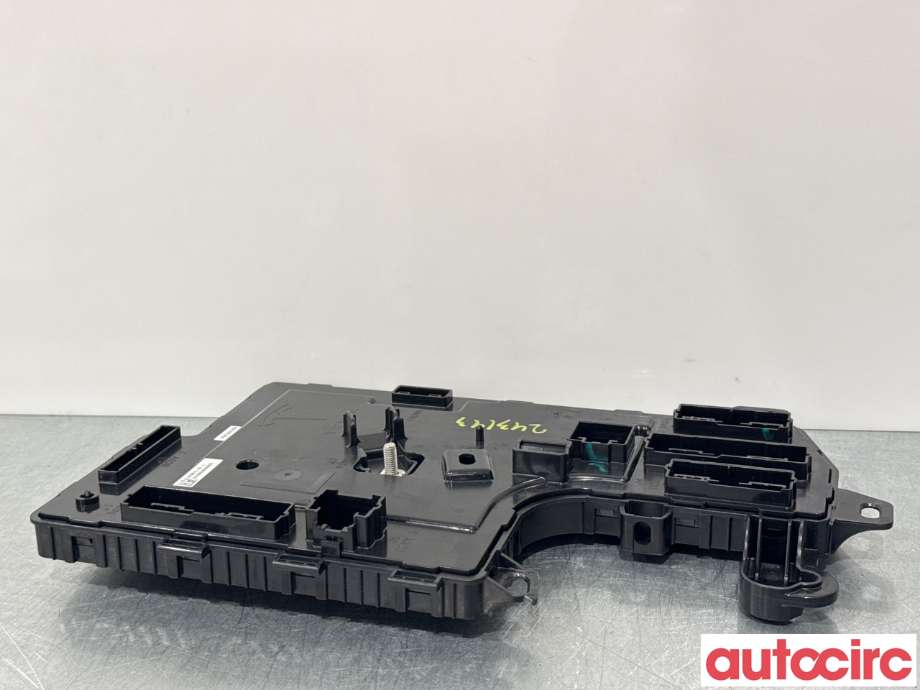 Styreenhet diverse til Tesla Model 3 2018-2023 (Fase 1)  (TESLA|1078673-32-L|)