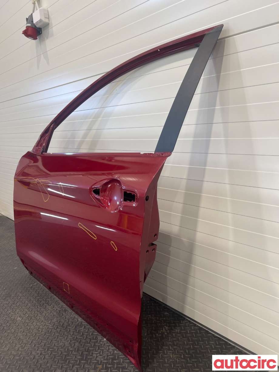 Dør venstre foran til Nissan Qashqai 2014-2021 (Type II) (NISSAN|H01014EAAA|)