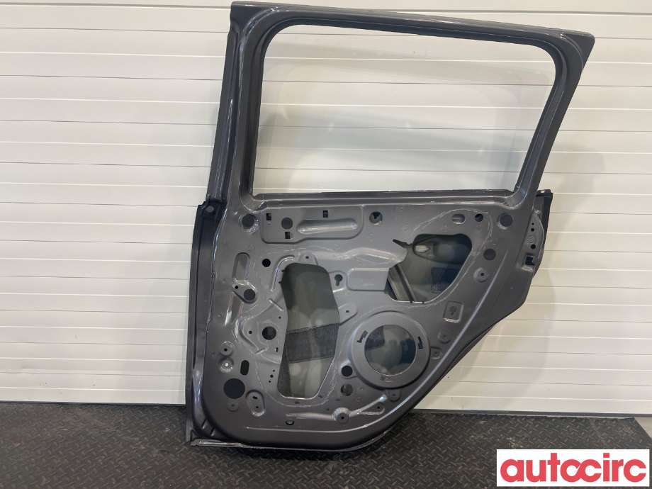 Dør høyre bak til Peugeot 2008 2013-2019 (Type I) (PEUGEOT|9802969680|)