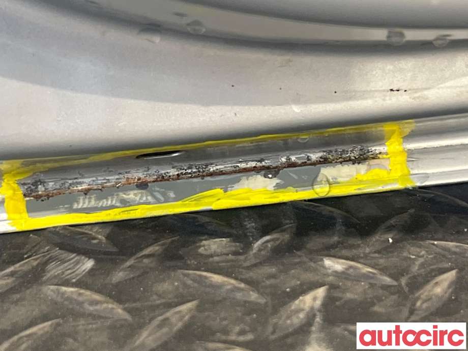 Dør venstre bak til Toyota RAV4 2006-2009 (Type III, Fase 1)  (TOYOTA|6700442120|)