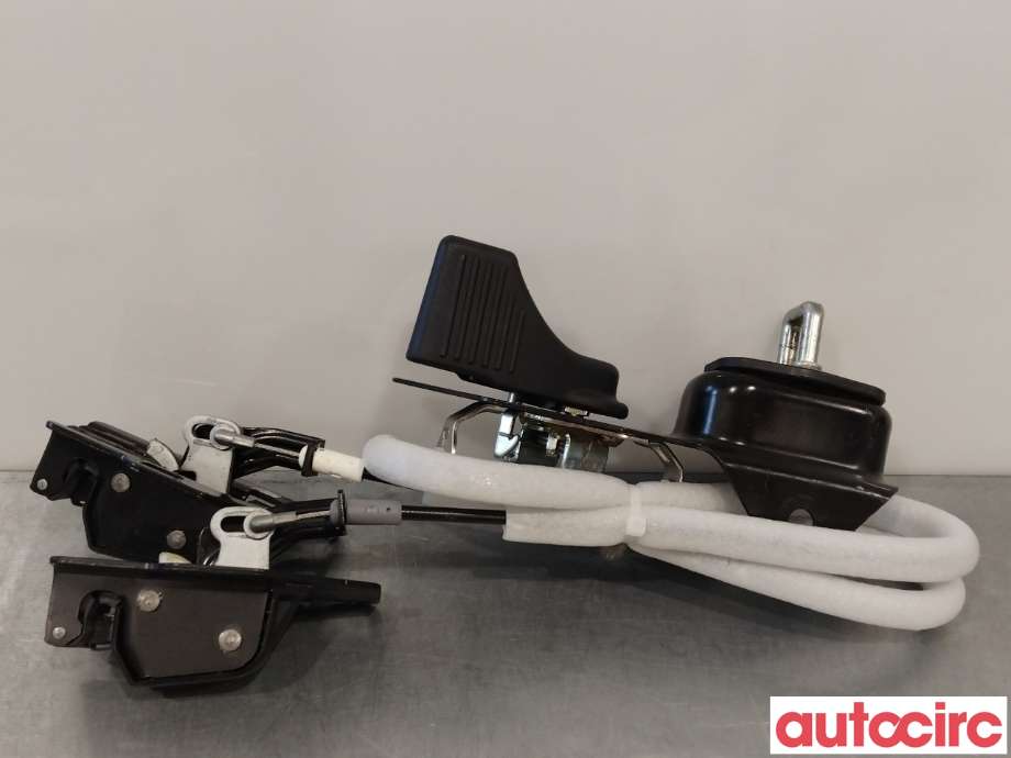 Diverse deler til Peugeot Partner 2019-->> (Type III)  (PEUGEOT|9832090680|)