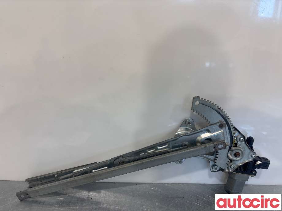Ruteheis høyre bak til Mitsubishi Outlander 2015-->> (Type III, Fase 2)  (MITSUBISHI|5713A372|)