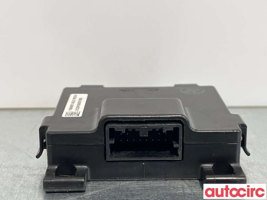 Styreenhet diverse til Tesla Model S 2013-2016 (Fase 1) (TESLA|1069651-00-D|)