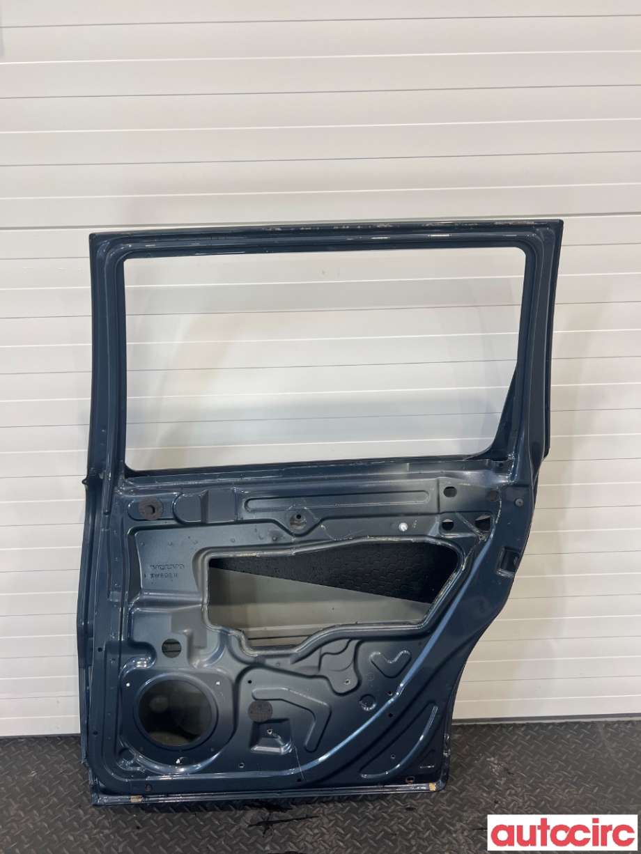 Dør høyre bak til Volvo V70 2005-2007 (Type II, Fase 2)  (VOLVO|30649494|)