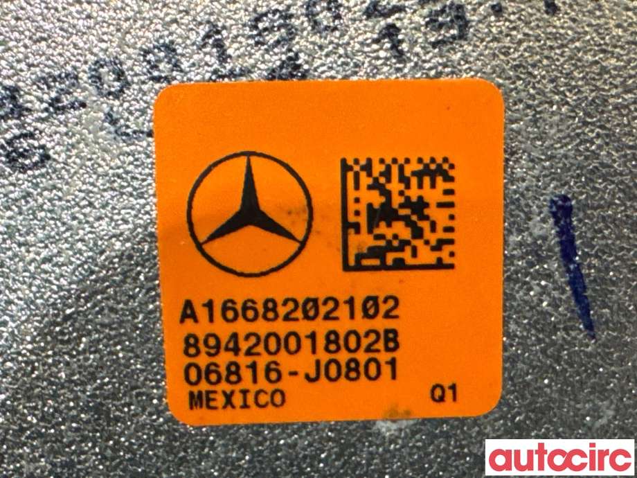 Bilstereo høyttaler til Mercedes GLE 2015-2018 (Fase 2) (W166) (W166) (MERCEDES|A1668202102|)