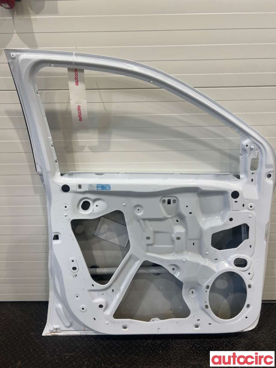 Dør venstre foran til Ford Ranger / Ranger Raptor 2015-2022  (FORD|2616555|N1WB-E20125-AE)