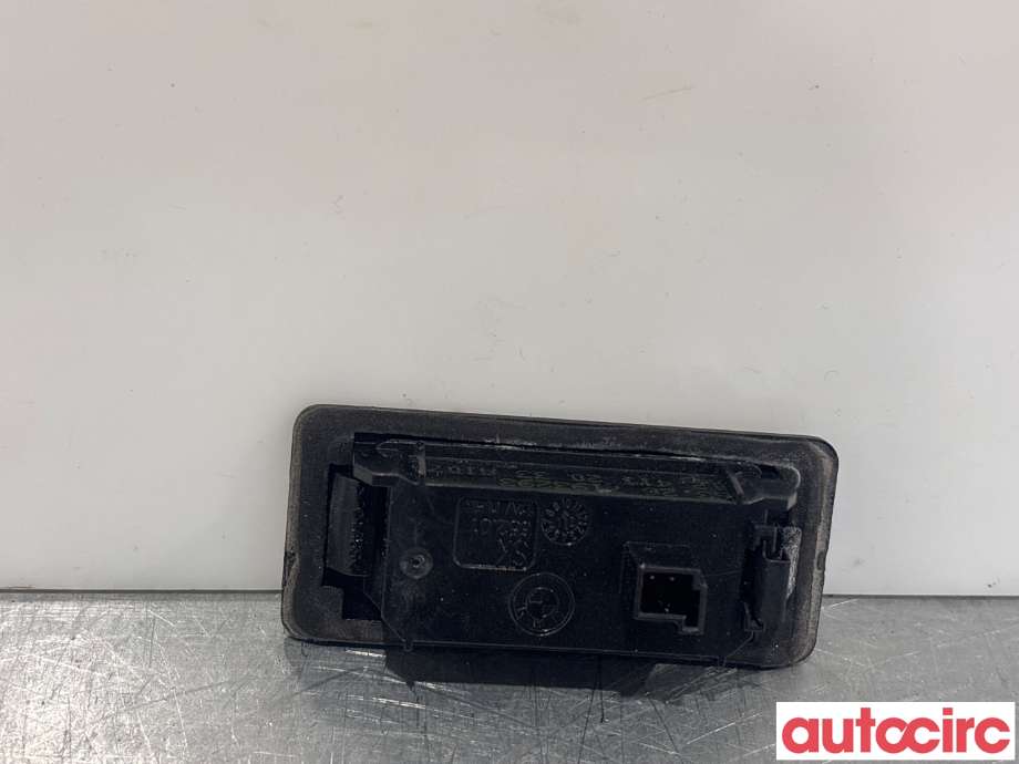 Skiltlys til BMW 3-Serie 2012-2018 (F30/F31/F34) (F30/F31/F34) (BMW|63267193293|)