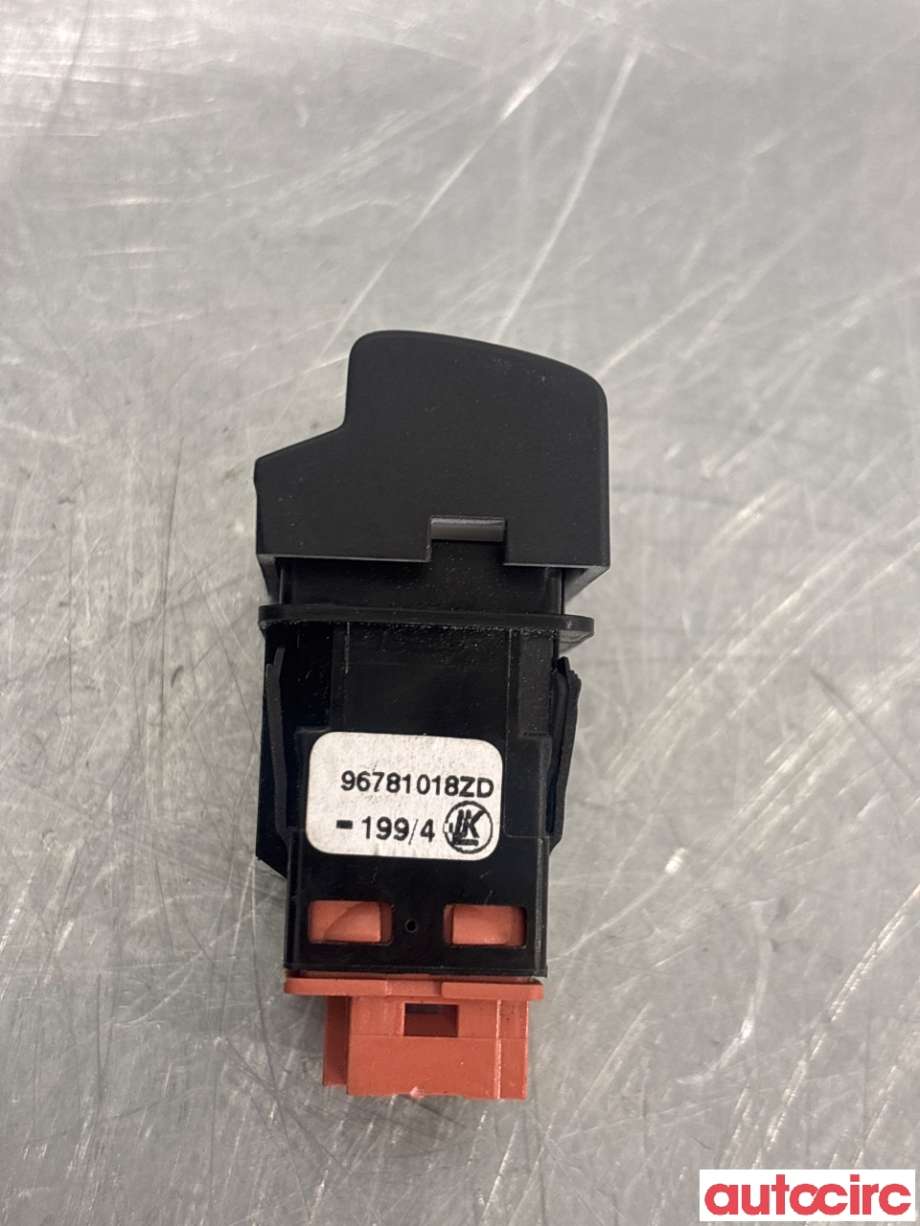 Bryter nødblink til Citroën C4, Picasso 2013-2018 (Type II)  (CITROEN|96781018ZD|)