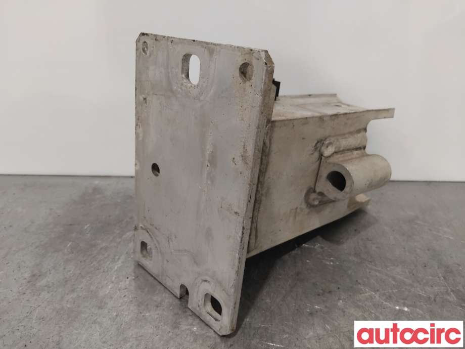 Diverse deler til Audi A4, 2007-2014 (Type IV) (B8) (B8) (AUDI|8K0807134D)