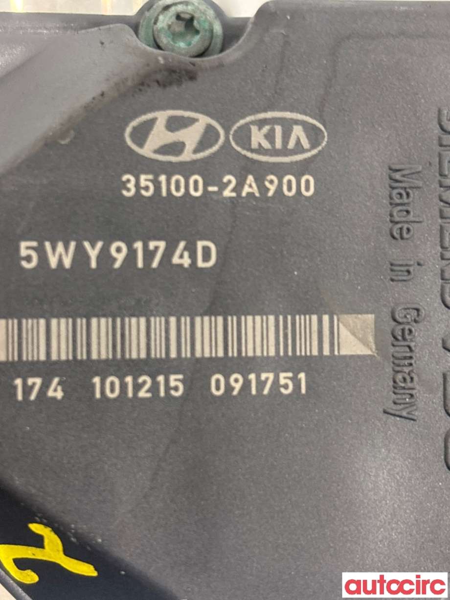 Spjeldhus til Kia Cee