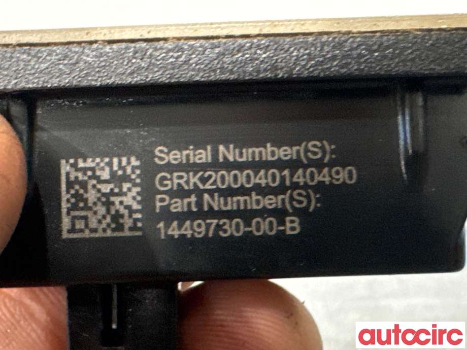 Skiltlys til Tesla Model 3 2018-2023 (Fase 1)  (TESLA|1449730-00-B|)