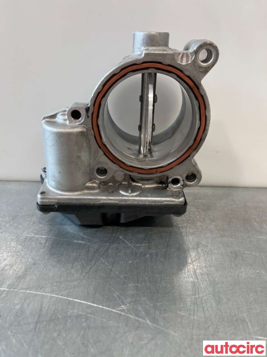 Spjeldhus til VW Transporter / Caravelle 2009-2015 (Fase 2) (T5) (T5) (VOLKSWAGEN|03L128063H|A2C53385161|03L128063S)