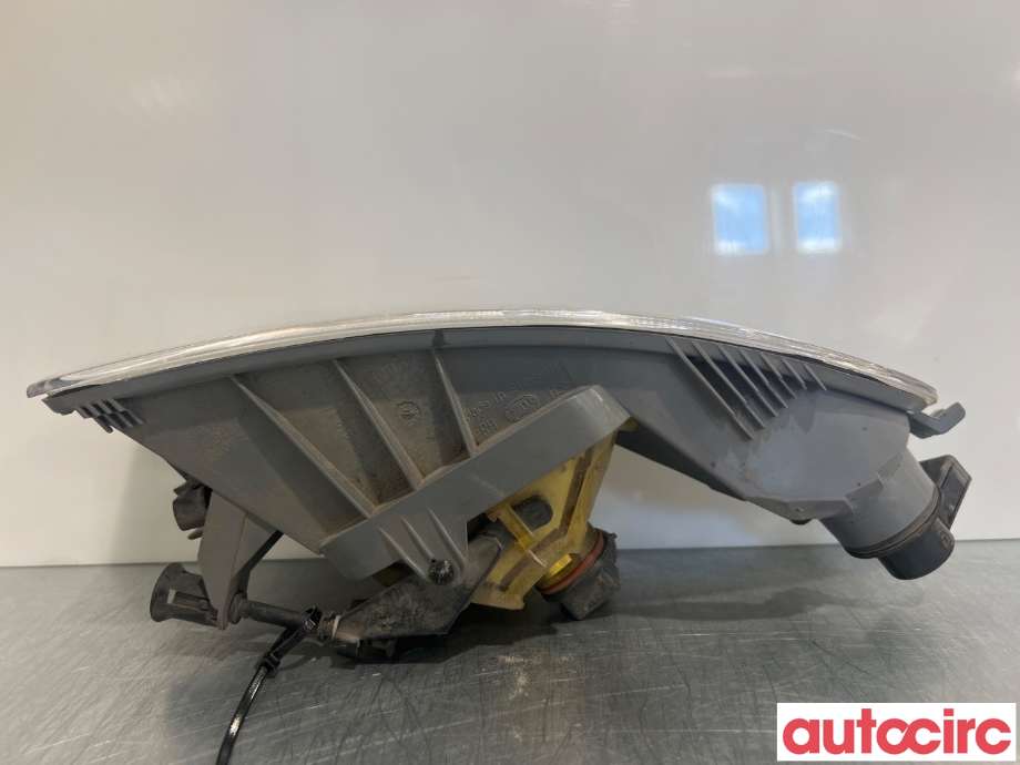 Tåkelykt høyre foran til Škoda Superb 2008-2015 (Type II)  (SKODA|3T0941702A|)