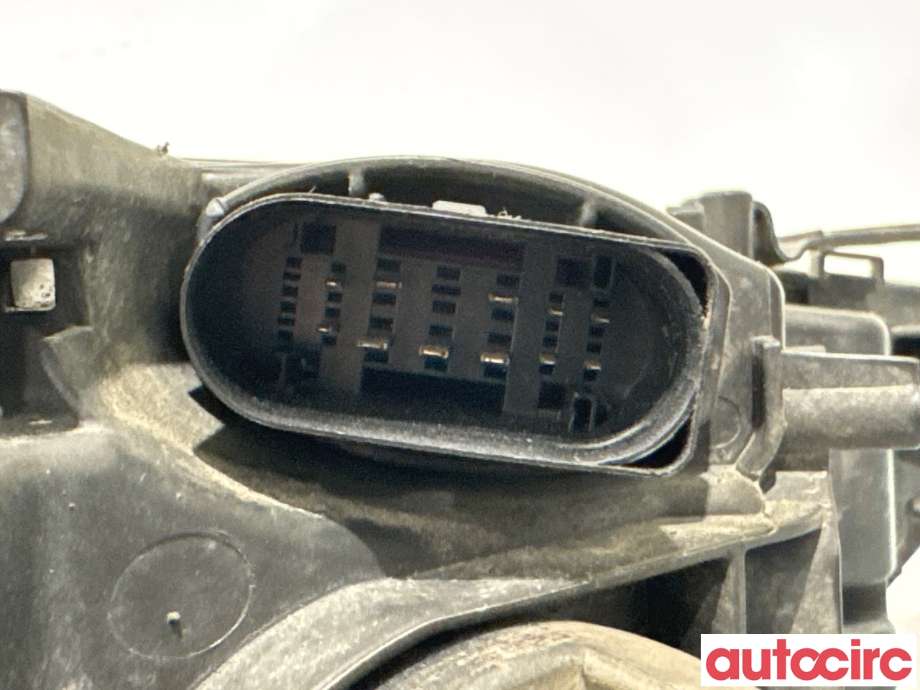 Frontlykt venstre halogen til Audi A4 2007-2014 (Type IV) (B8) (B8) (AUDI|8K0941043C||8K0941043F)