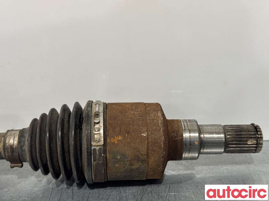 Drivaksel venstre foran til Suzuki SX4 2006-2009 (Type I, Fase 1)  (SUZUKI|44102-79J00|)