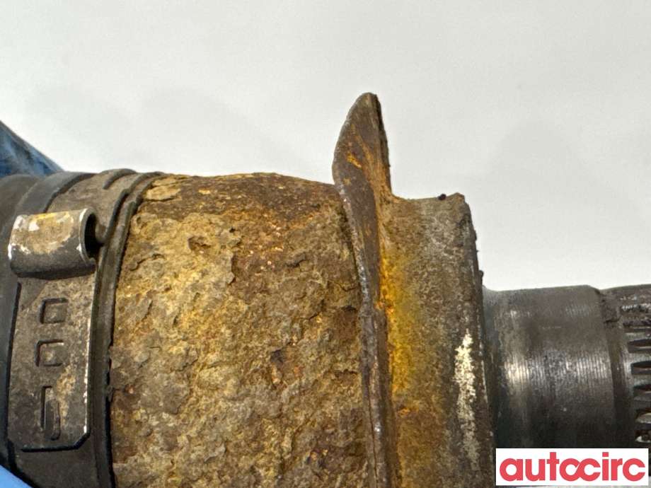 Drivaksel høyre foran til Suzuki SX4 2006-2009 (Type I, Fase 1) (SUZUKI|44101-79J21|)