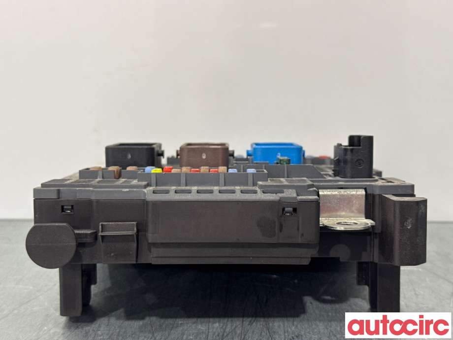Sikringsboks til Peugeot 508 2011-2014 (Type I, Fase 1)  (PEUGEOT|1607285280||9810719280)