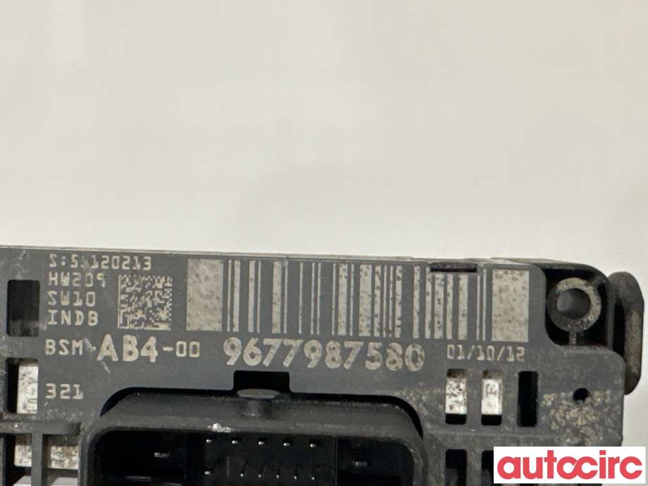 Sikringsboks til Peugeot 508 2011-2014 (Type I, Fase 1)  (PEUGEOT|1607285280||9810719280)