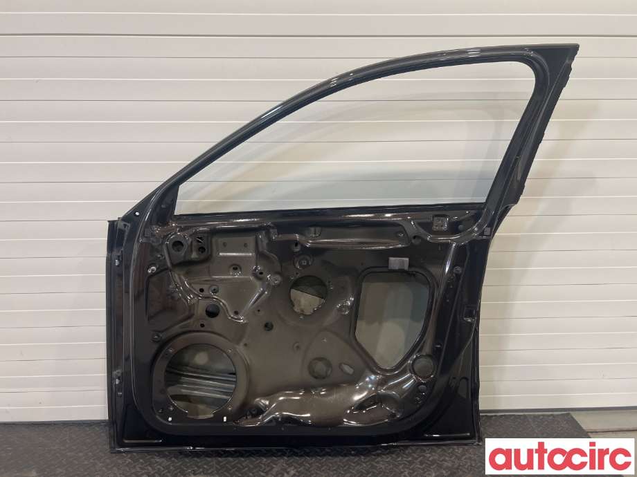 Dør høyre foran til Audi A3 2012-2016 (Type III, Fase 1)  (AUDI|8V4831052E|8V4831052B|)