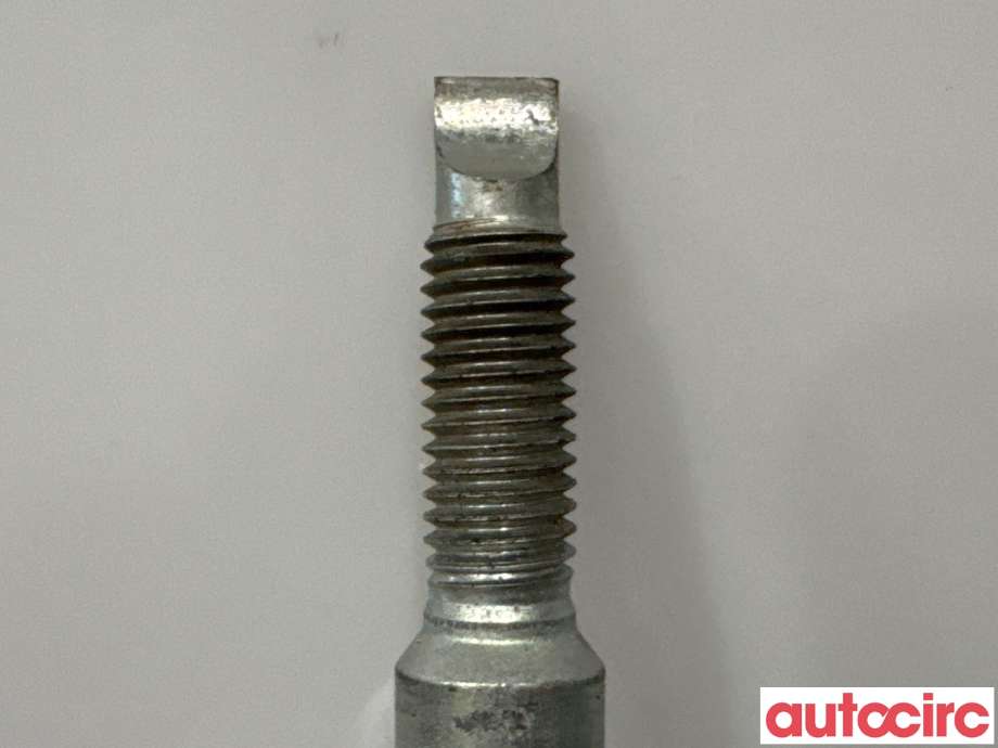 Bagasjerom slepeøye/tauekrok til Peugeot 508 2011-2014 (Type I, Fase 1)  (PEUGEOT|674416|)