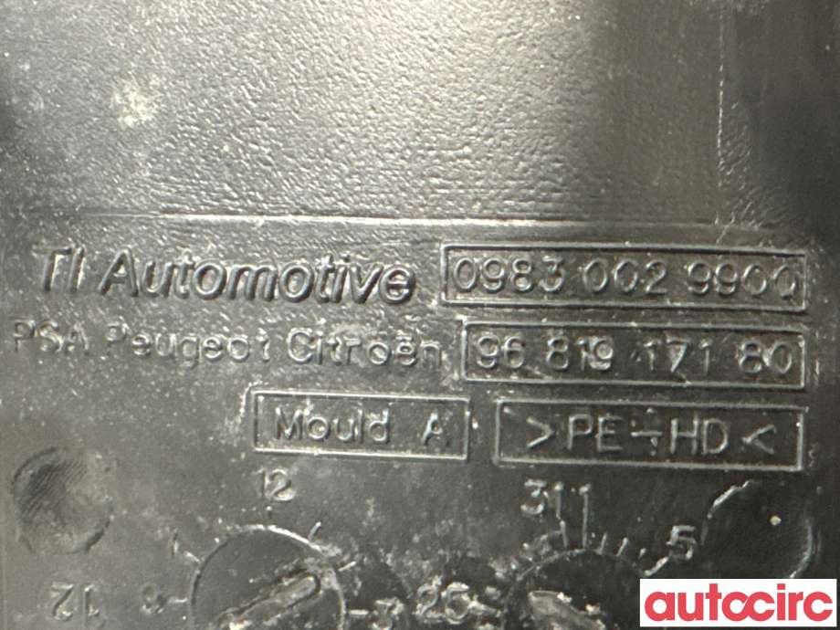 AdBlue tank til Peugeot 508 2011-2014 (Type I, Fase 1)  (PEUGEOT|1500NK|09830029900|9681917180)