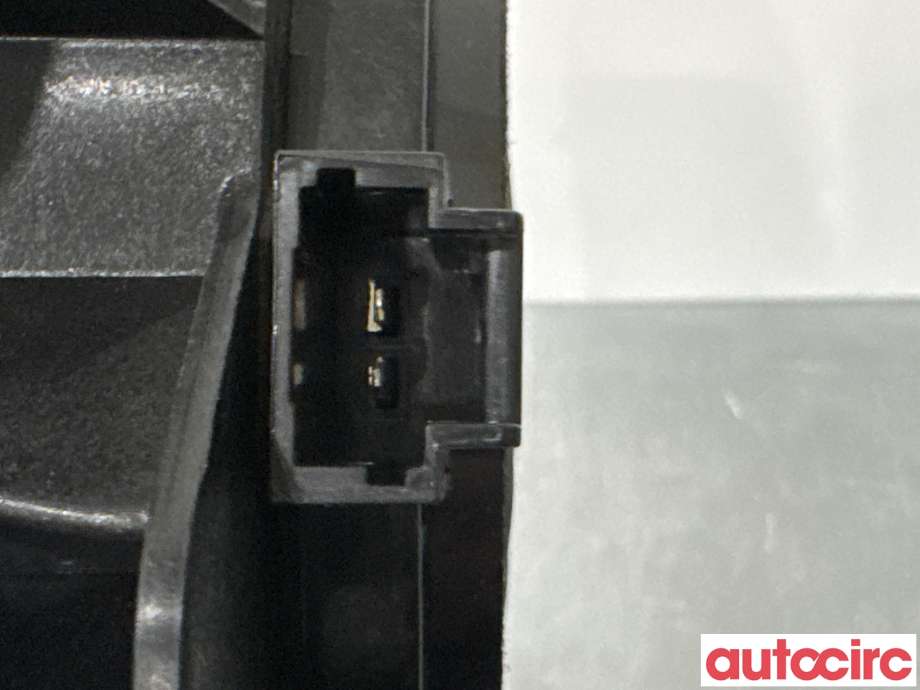 Bilstereo høyttaler til Peugeot 3008 2016-->> (Type II) (PEUGEOT|9809350880|)