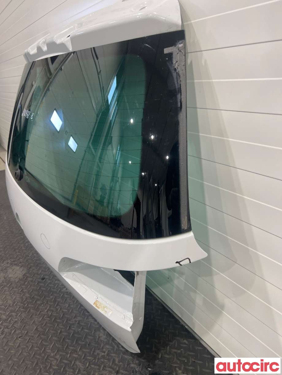Bakluke combi til VW e-Golf 2014-2017 (Fase 1)  (VOLKSWAGEN|5G6827025AB|)
