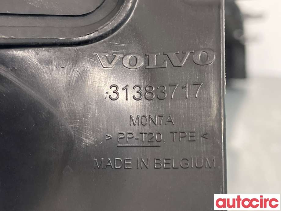 Diverse deler til Volvo XC90 2015-2025 (Type II)  (VOLVO|31383717)