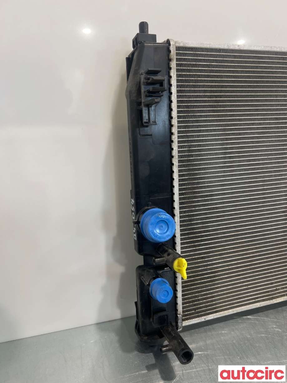 Radiator (automat gir) til Toyota Yaris Cross (SUV) 2021-->>  (TOYOTA|16400K0050||MF422136-7670)