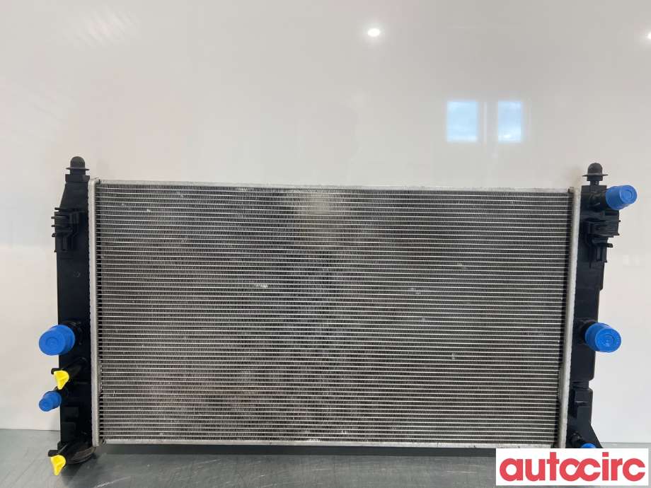 Radiator (automat gir) til Toyota Prius, 2016-2023 (Type IV) (combi) (combi) (TOYOTA|1640037380)