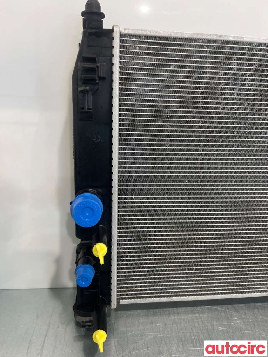 Radiator (automat gir) til Toyota Prius 2016-2023 (Type IV) (combi) (combi) (TOYOTA|1640037380||422136-8781)