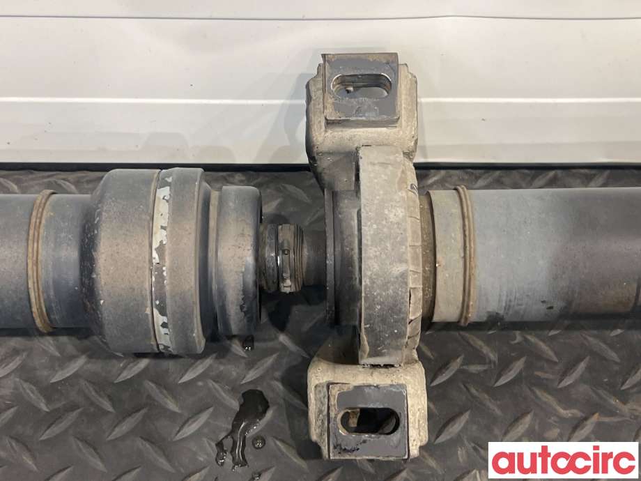 Mellomaksel til Mercedes Vito/Viano 2010-2014 (Fase 2) (W639) (W639) (MERCEDES|A6394108706|)