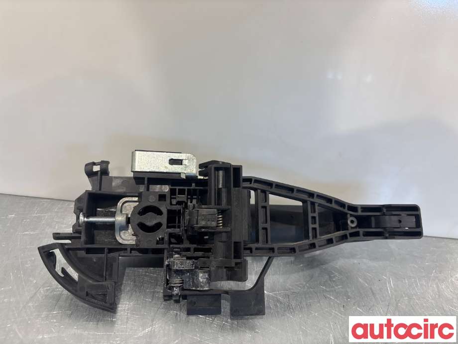 Dørhåndtak utv venstre foran til Ford Transit Custom 2013-2023 (Type I)  (FORD|1691718||AM51-U22404-DA)