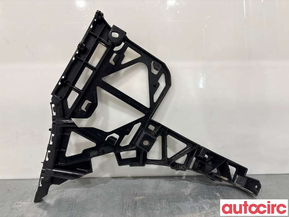 Diverse deler til Mercedes GLE 2015-2018 (Fase 2) (W166) (W166) (MERCEDES|A1668801612|A1668851821)