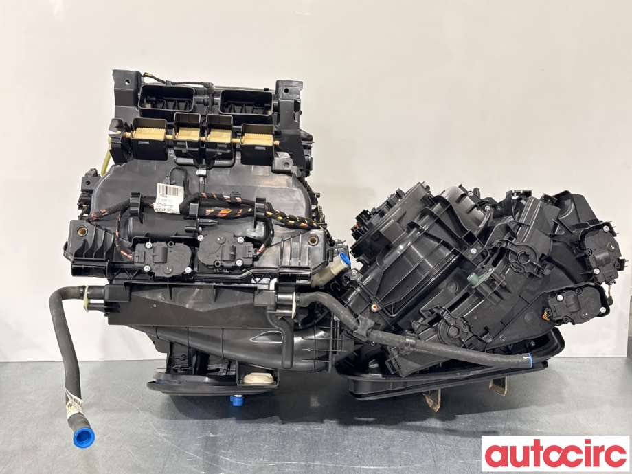 Diverse deler til Volvo XC90 2015-2025 (Type II)  (VOLVO|31455687|)