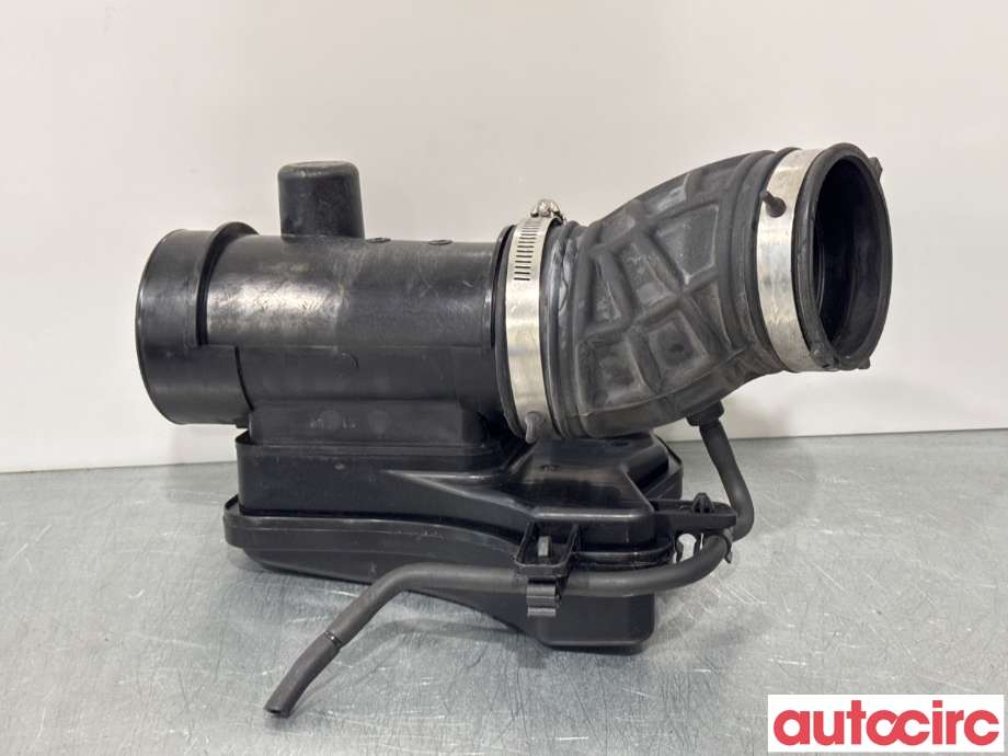 Luftslange innsug til Nissan Pathfinder 2010-2014 (Fase 2) (R51) (R51) (NISSAN|165765X20B|)
