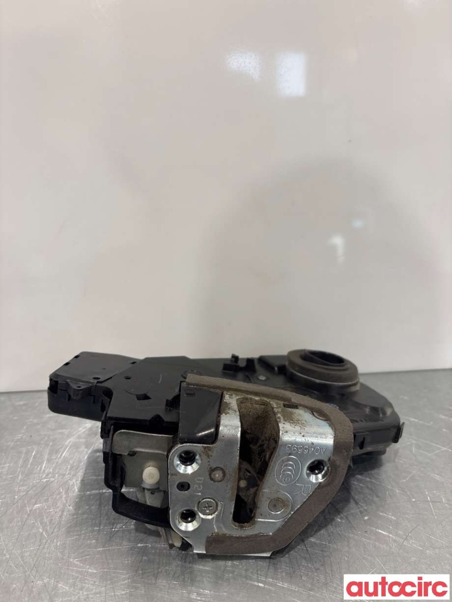 Baklukelås til Toyota RAV4 2006-2009 (Type III, Fase 1)  (TOYOTA|6911042130|)
