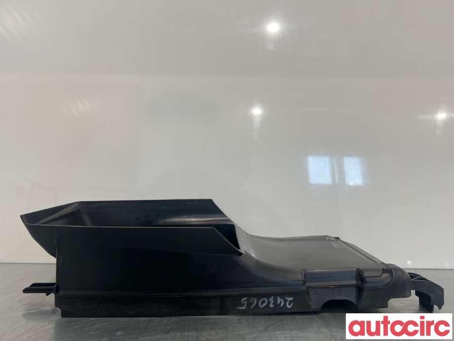 Diverse deler til Ford Focus 2014-2018 (Type III, Fase 2)  (FORD|1866627|F1EB-8121-AB)