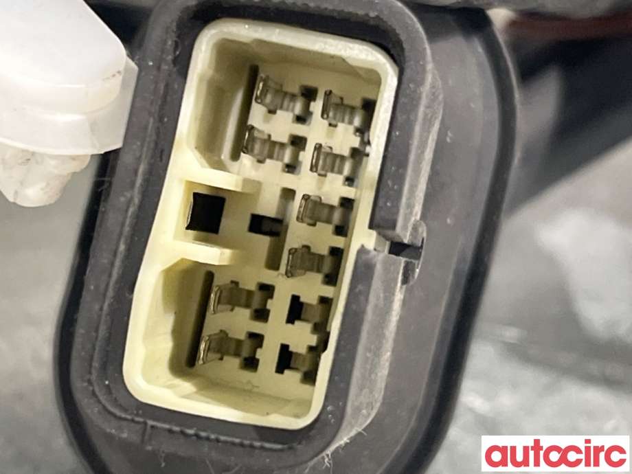 Ledningsnett til Mitsubishi Outlander 2012-2015 (Type III, Fase 1)  (MITSUBISHI|8512B828|)