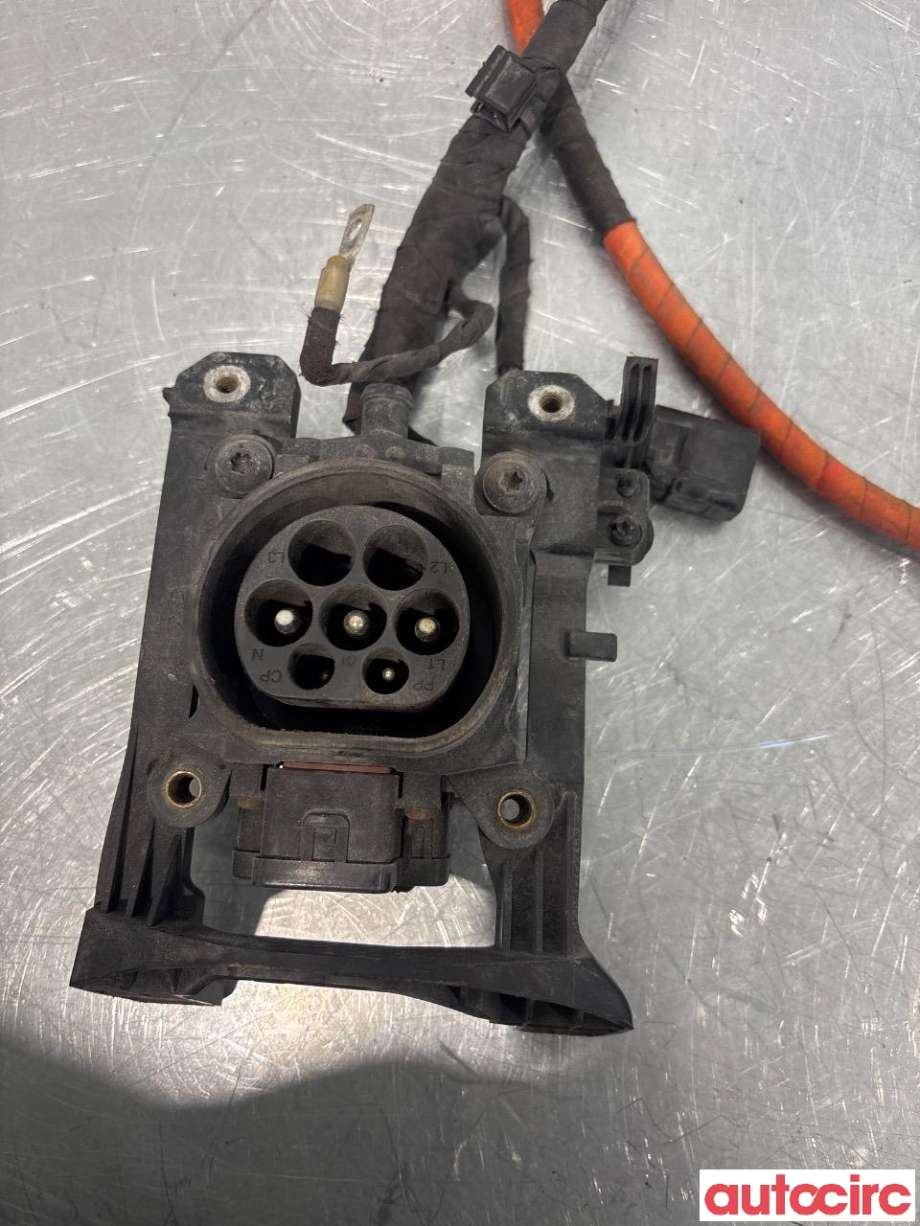 Batterilader inntak/luke til Audi A3 2012-2016 (Type III, Fase 1) (AUDI|8V0971509G|)
