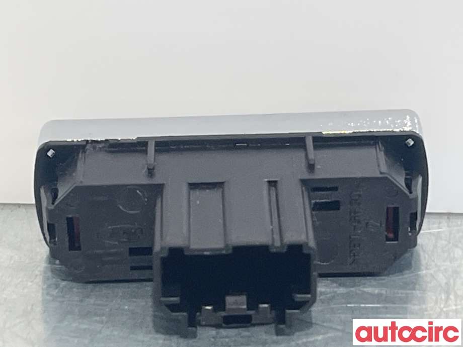 Bryter nødblink til Ford Mondeo 2011-2014 (Type IV, Fase 2) (FORD|1706146|BS7T13A350AA)