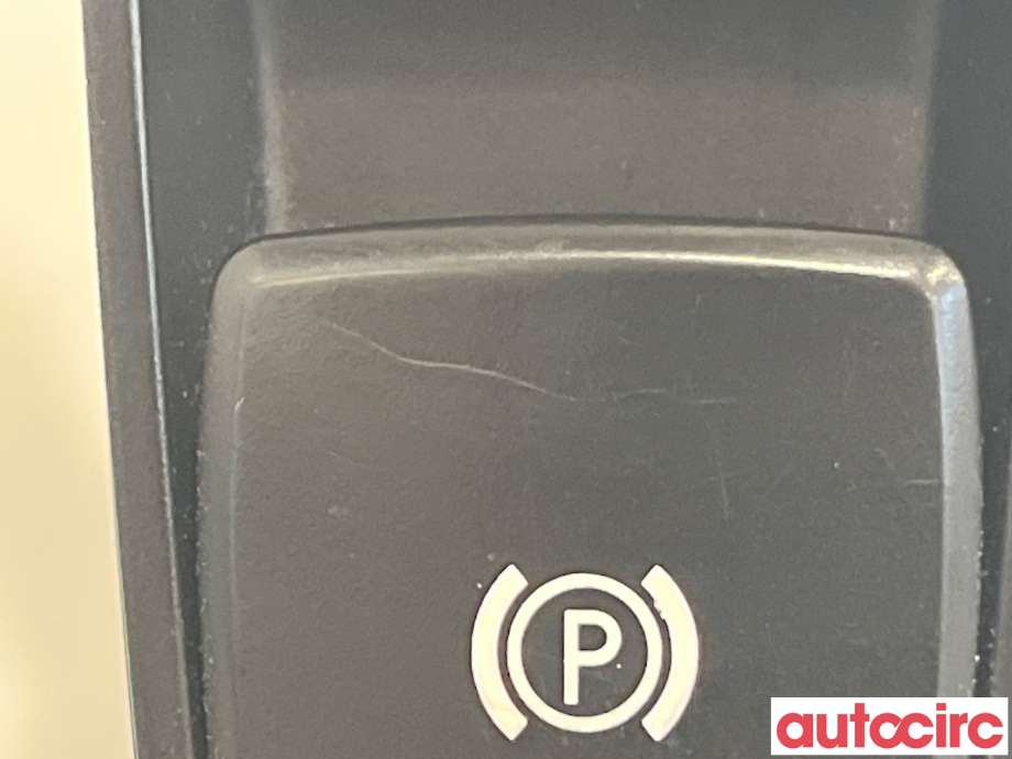 Bryter elektrisk håndbrekk/parkbrems til BMW X5 2007-2013 (E70) (E70) (BMW|61319156133|032141101|9156133)