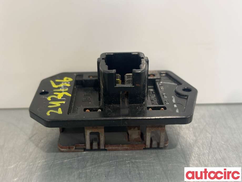 Varmeapparat motstand til Toyota Hilux 2006-2011  (TOYOTA|871380K110|)
