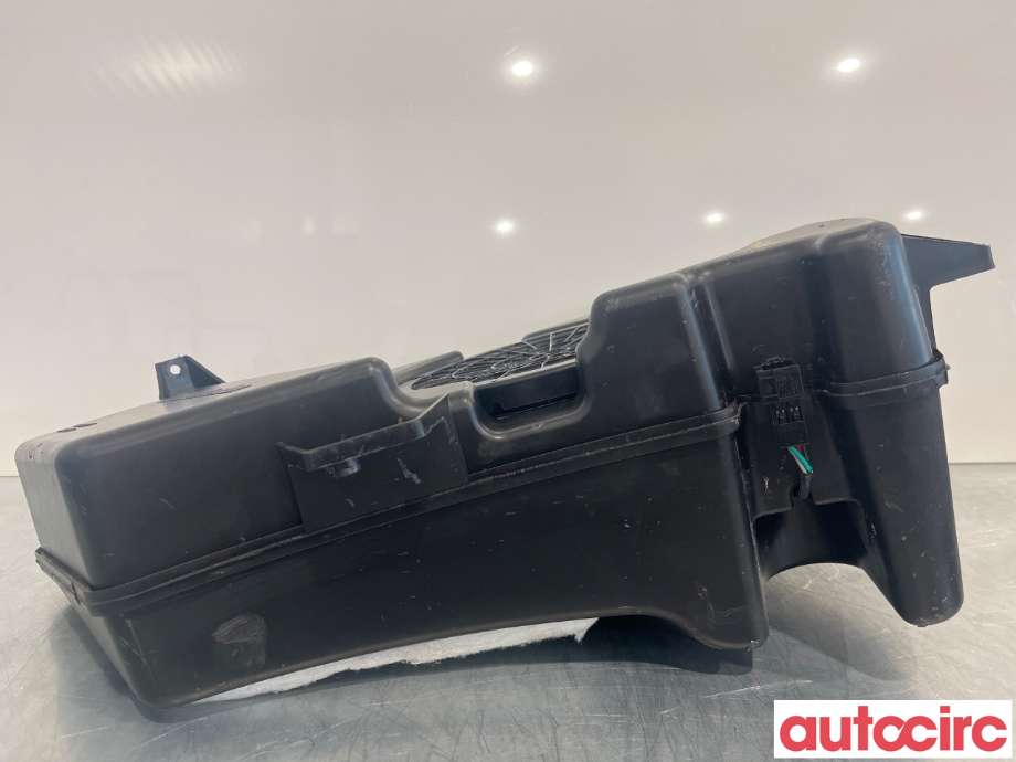 Bilstereo høyttaler til Mercedes GLE 2015-2018 (Fase 2) (W166) (W166) (MERCEDES|A1668202202|)