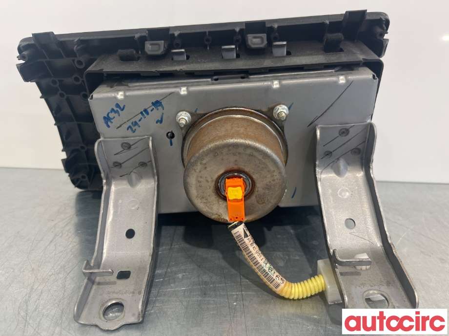 Airbag passasjer til Toyota Hilux 2012-2016 (TOYOTA|739700K081C0|)