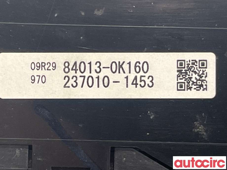 Varmeapparat betjening til Toyota Hilux 2012-2016 (TOYOTA|840130K160)