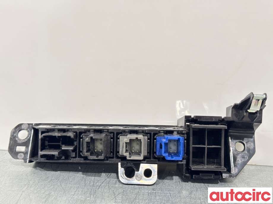 Bryter diverse til Nissan Qashqai 2021-->> (Type III)  (NISSAN|252856RA0A||681066UN0A)