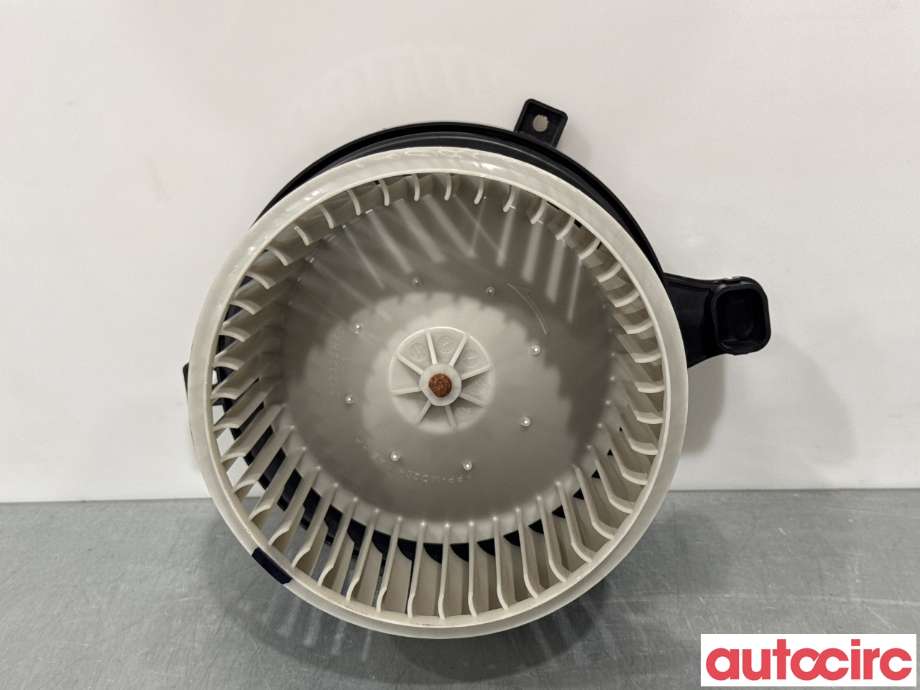 Varmeapparat motor til Nissan Qashqai, 2021-->> (Type III)  (NISSAN|271206UM9D)