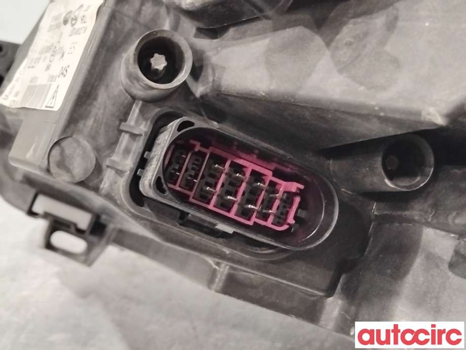 Frontlykt høyre xenon til Škoda Superb 2008-2015 (Type II) (SKODA|3T1941018H|1ZS011314-10|3T1941016H)