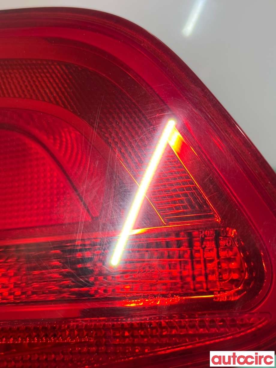 Baklykt venstre indre til VW Sharan 2010-->> (Type II)  (VOLKSWAGEN|7N0945093K|)